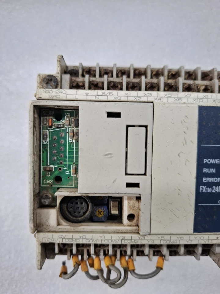 MITSUBISHI FX1N-24MR-ES/UL PROGRAMMABLE CONTROLLER 100-240VAC